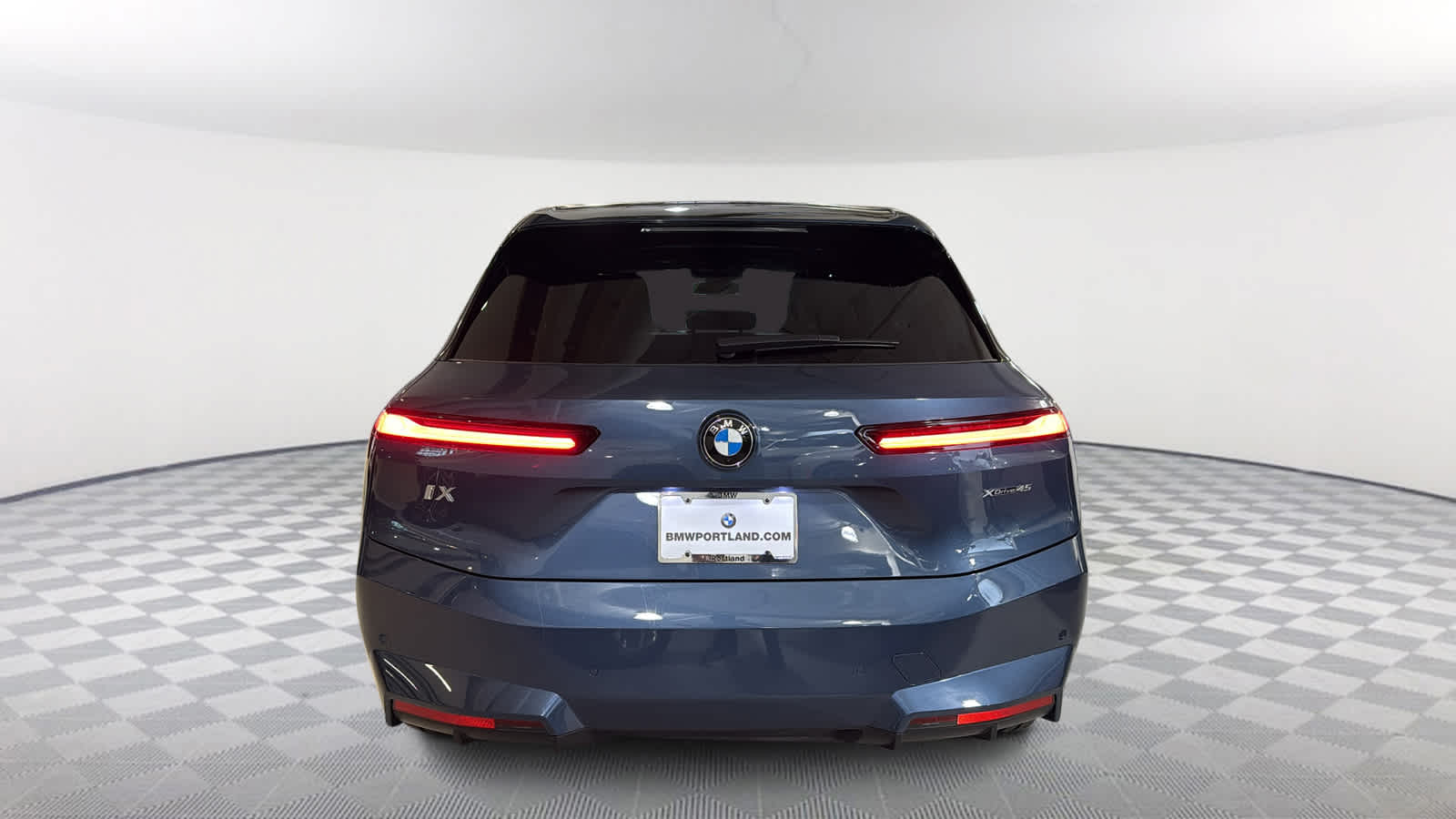 2026 BMW iX  5