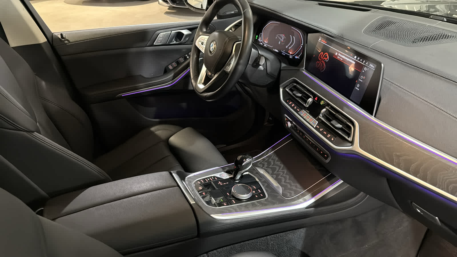 Thumbnail: 2022 BMW X7 - 35
