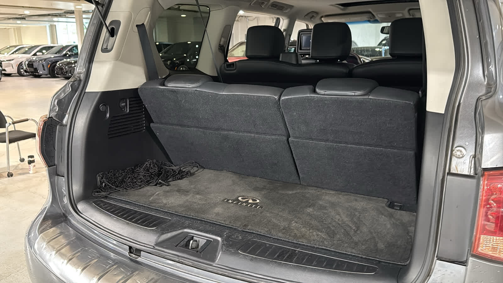 Thumbnail: 2016 INFINITI QX80 - 28