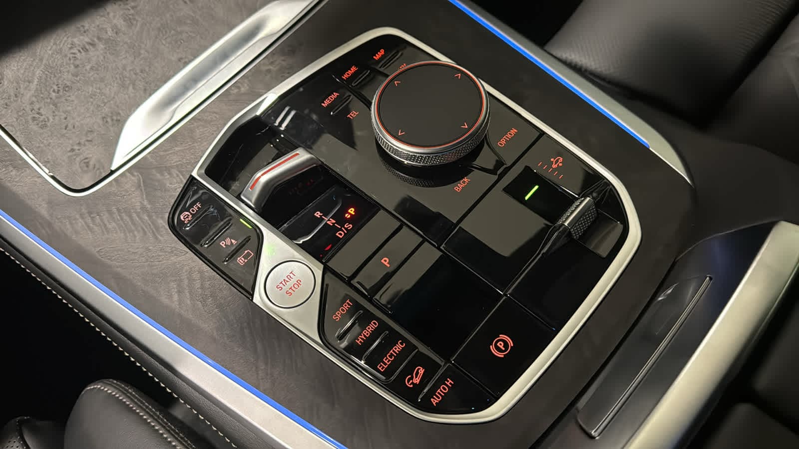 2025 BMW X5 xDrive50e 22