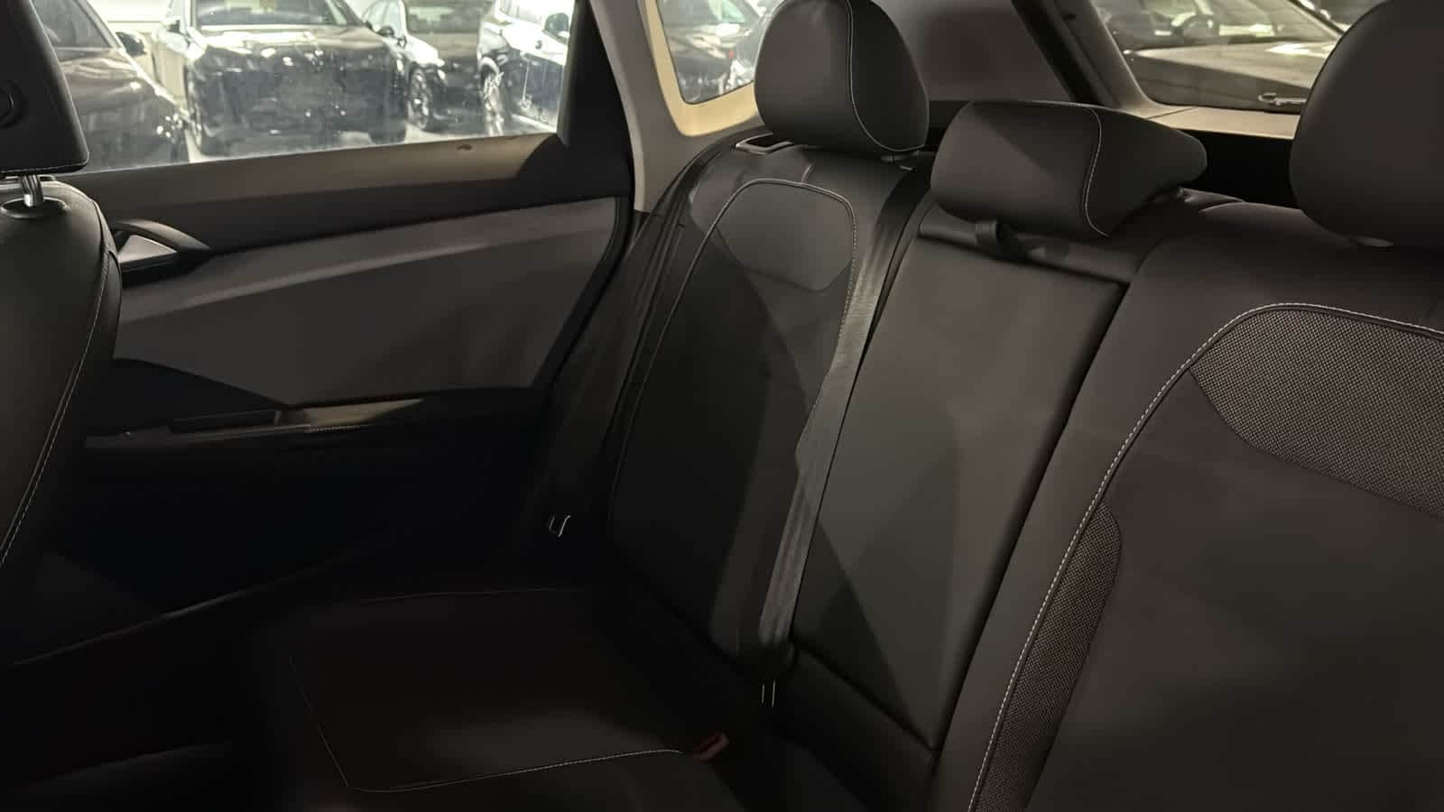 2024 Volkswagen Taos SE 28