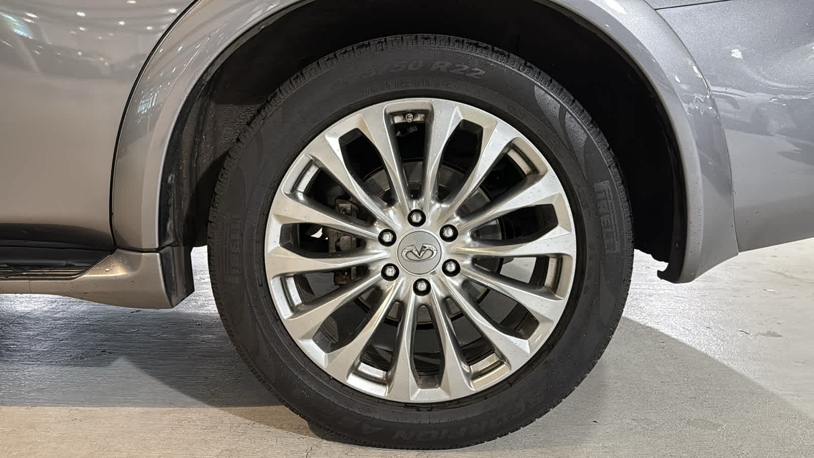 Thumbnail: 2016 INFINITI QX80 - 9