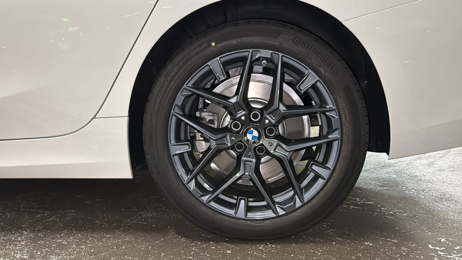Thumbnail: 2025 BMW 3 Series - 10