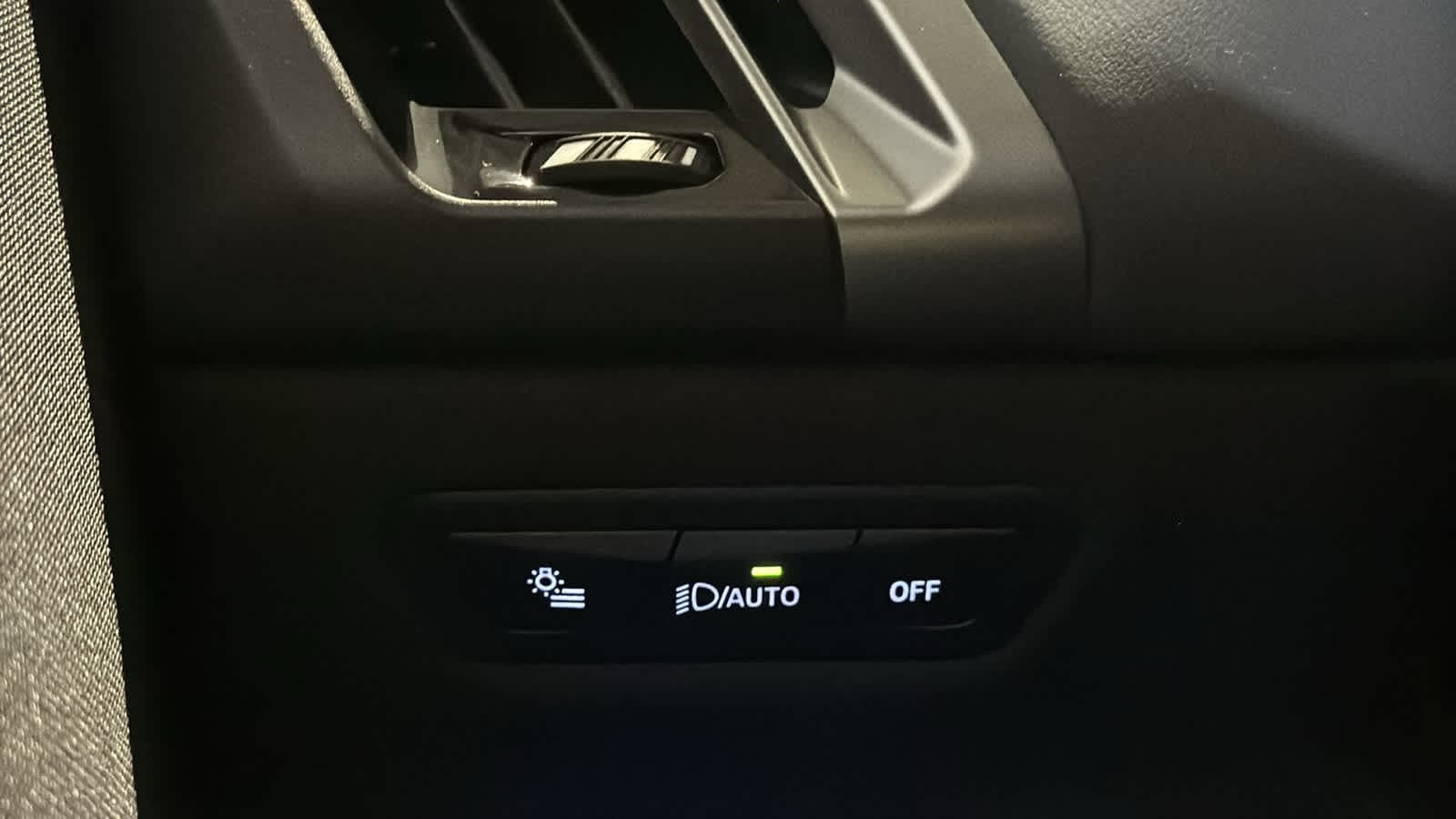 2026 BMW iX  15