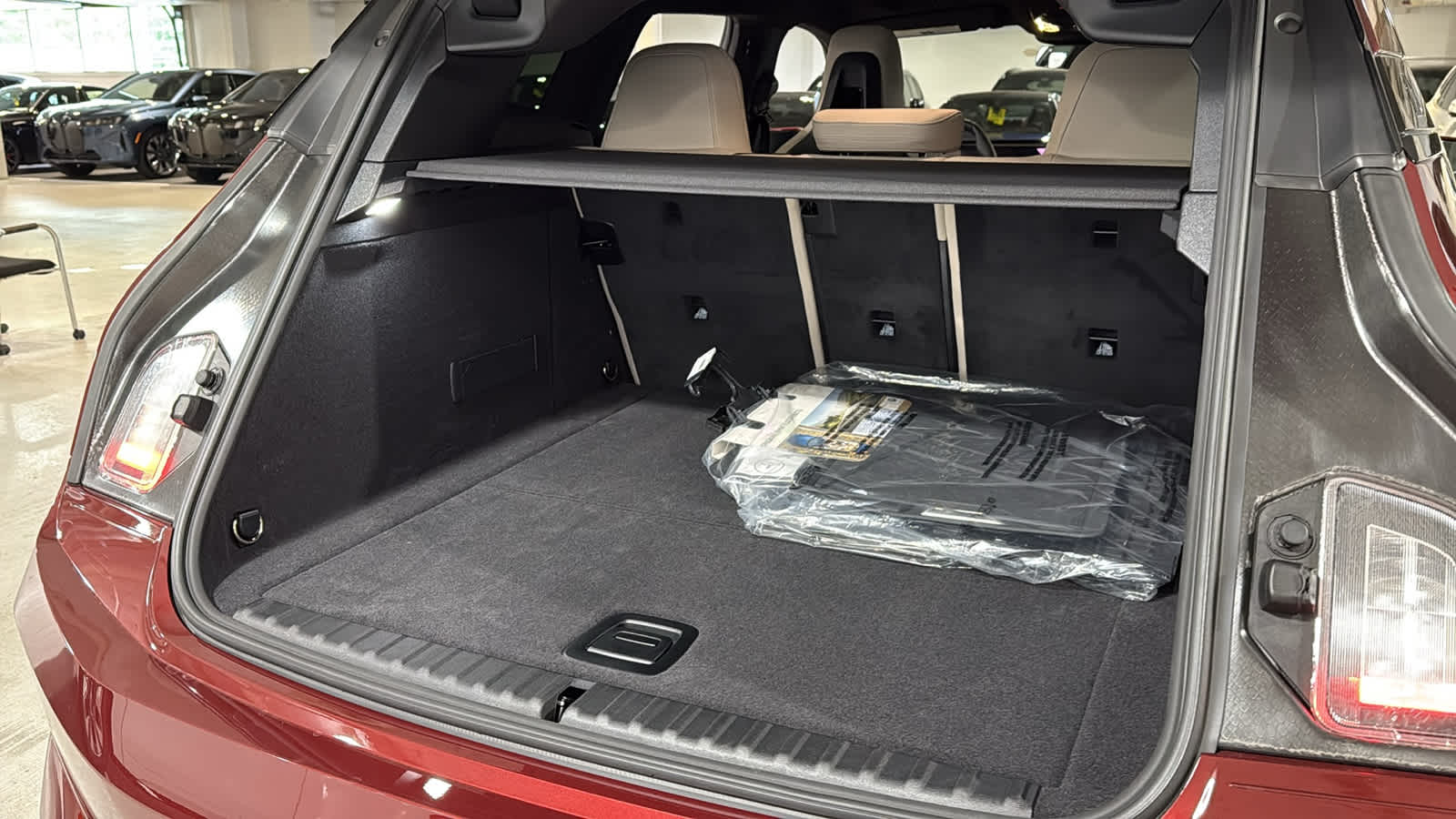 2026 BMW iX  32