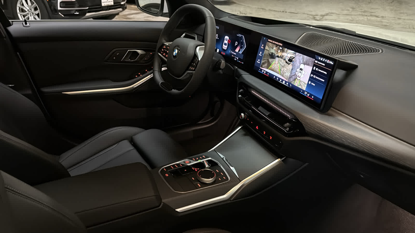 Thumbnail: 2025 BMW 3 Series - 34