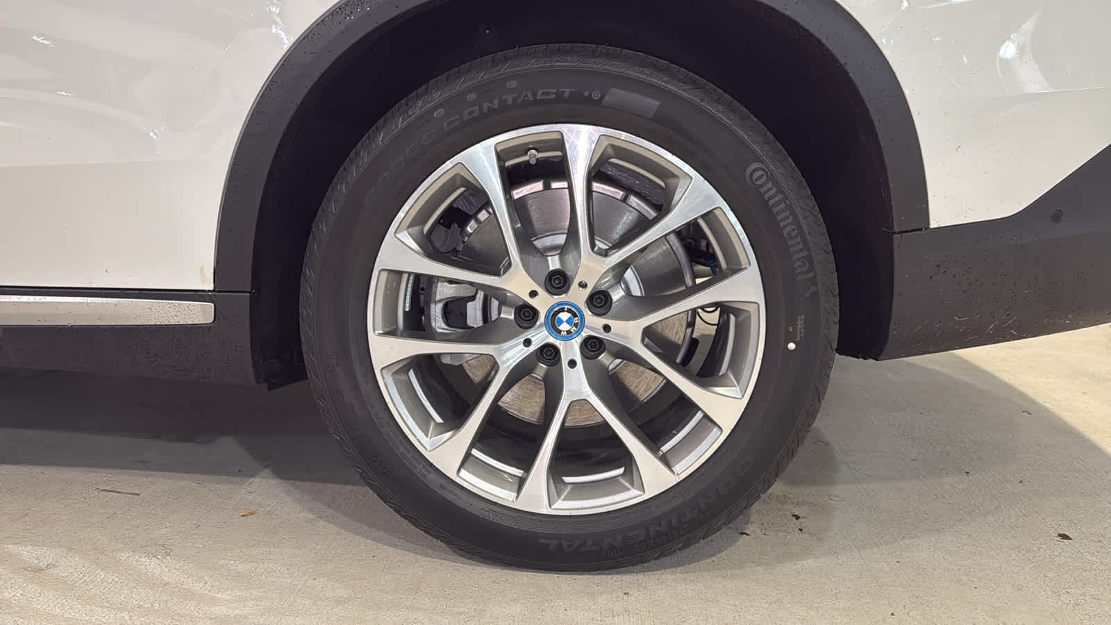 2025 BMW X5 xDrive50e 10