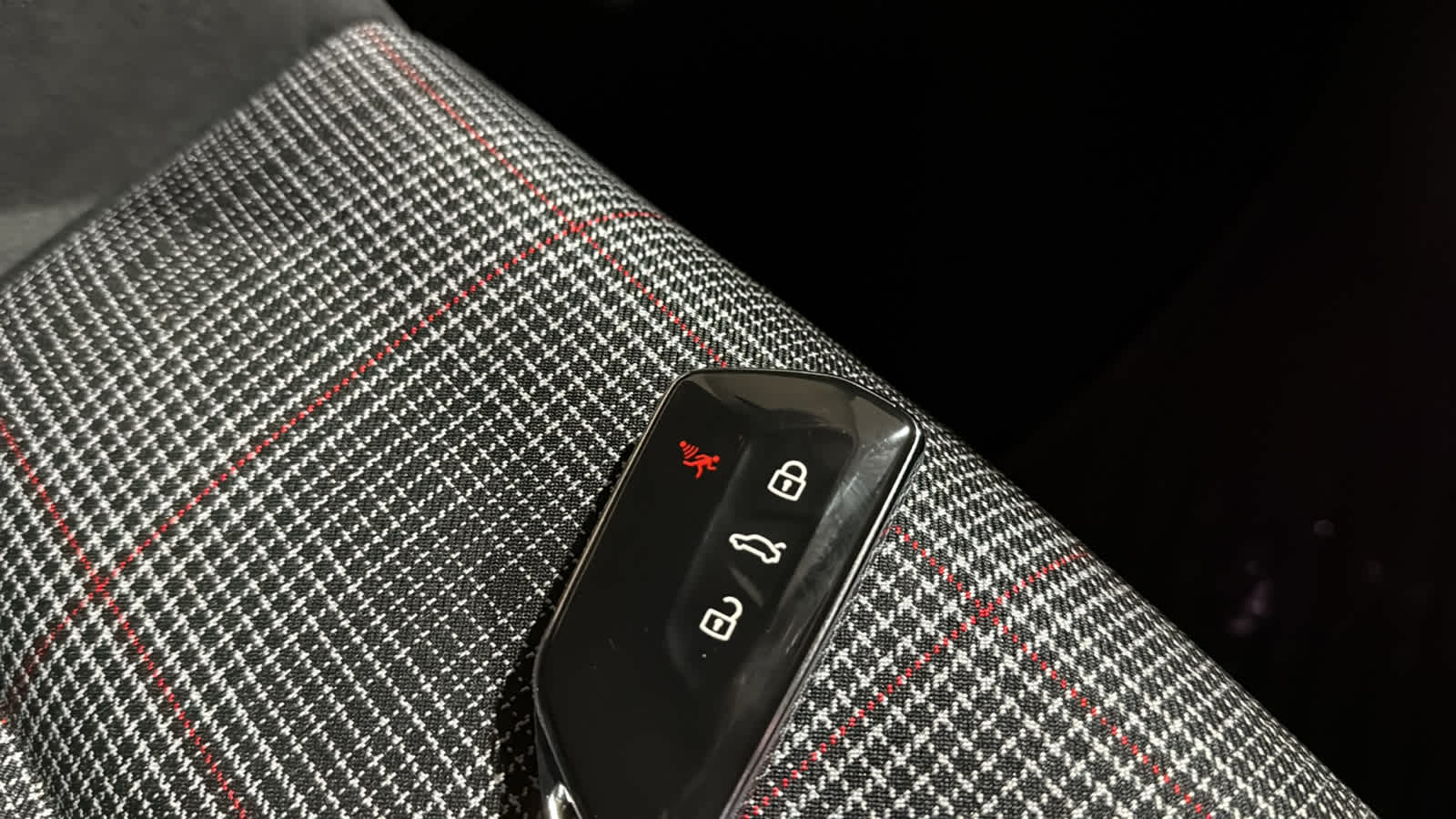 2023 Volkswagen Golf GTI S 34
