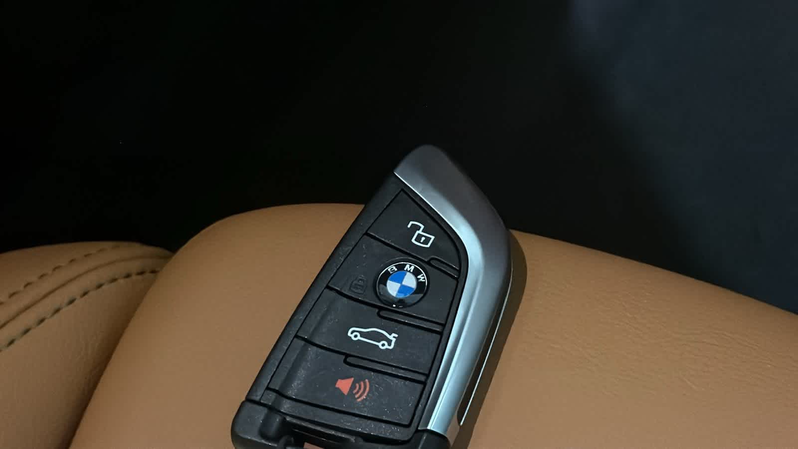 Thumbnail: 2025 BMW 3 Series - 36