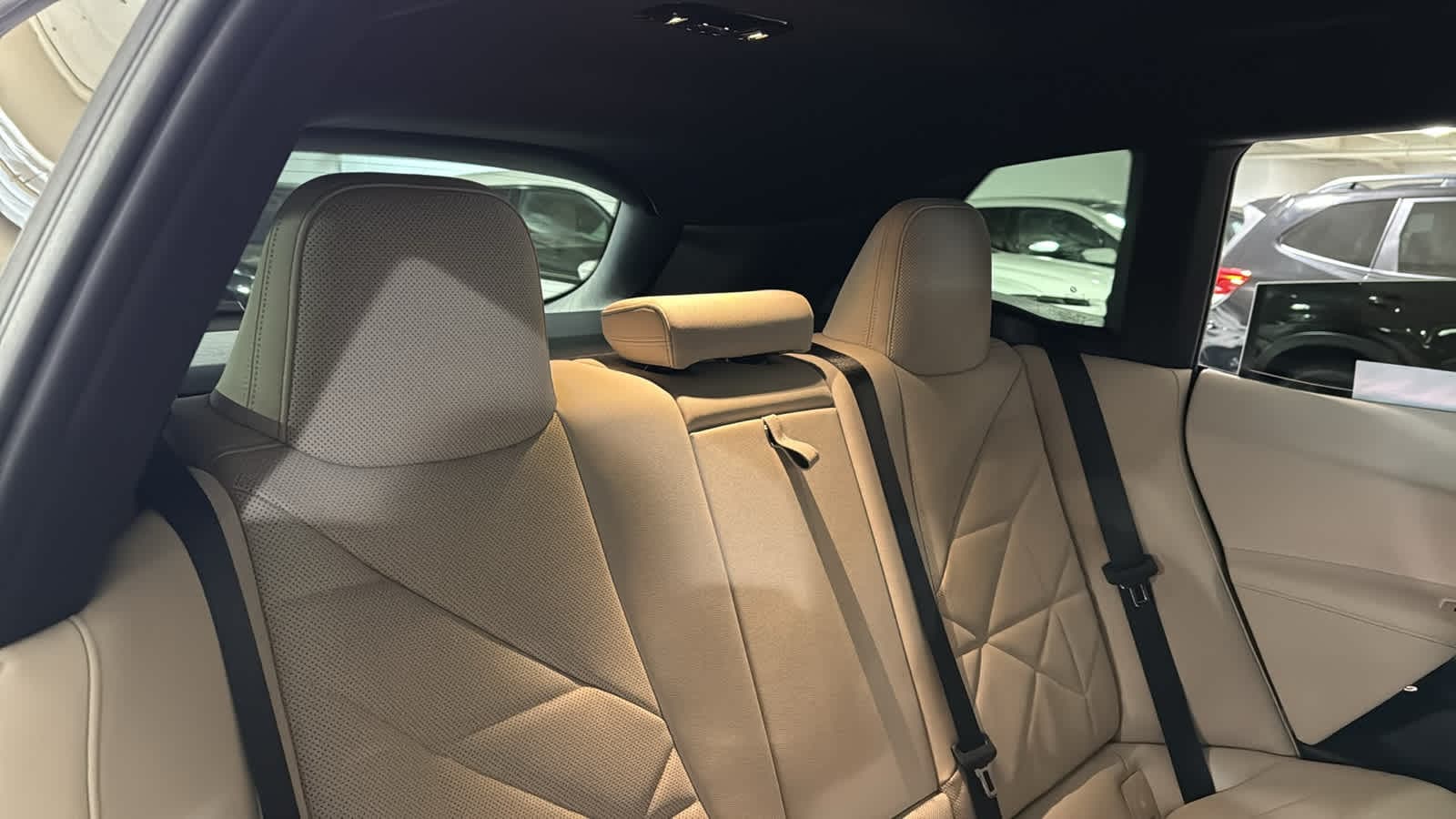 2026 BMW iX  32