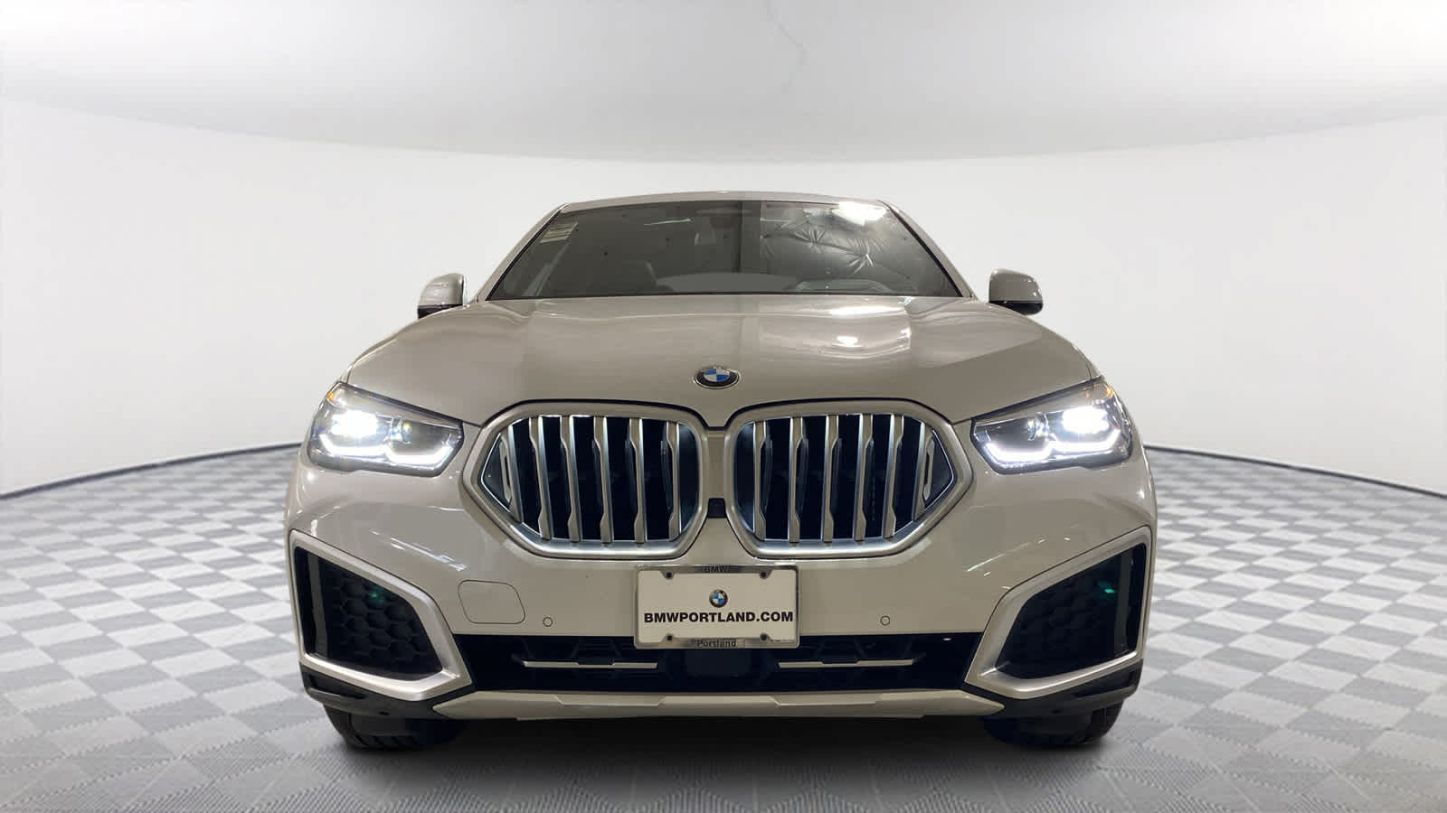 Used 2023 BMW X6 40i with VIN 5UXCY6C00P9N60769 for sale in Portland, OR