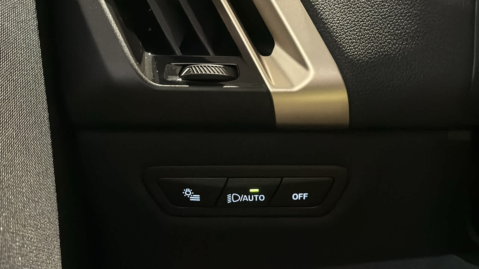 2026 BMW iX  15