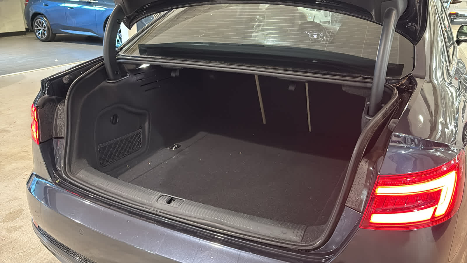 2017 Audi A4 Prestige 29