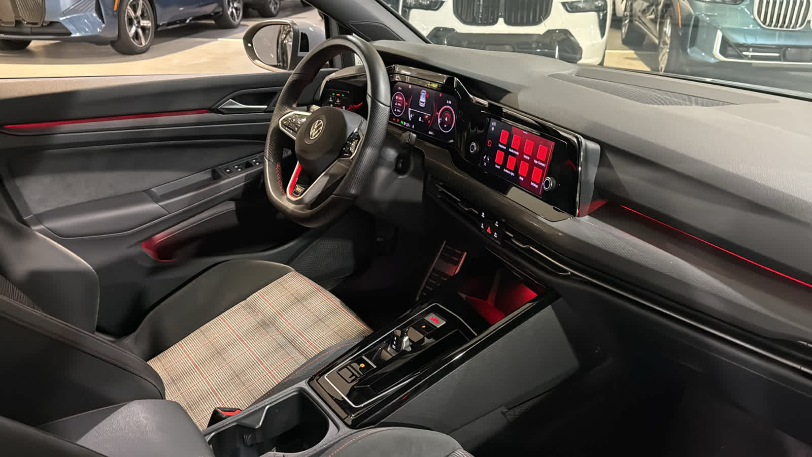 2023 Volkswagen Golf GTI S 33