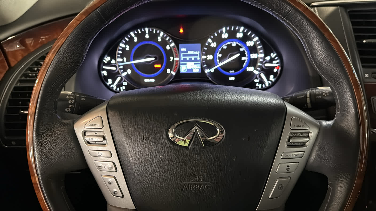 Thumbnail: 2016 INFINITI QX80 - 15