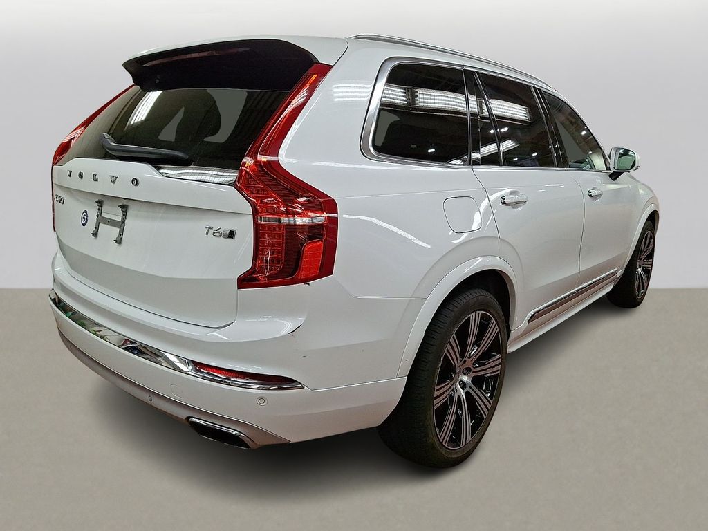 Thumbnail: 2020 Volvo XC90 - 4