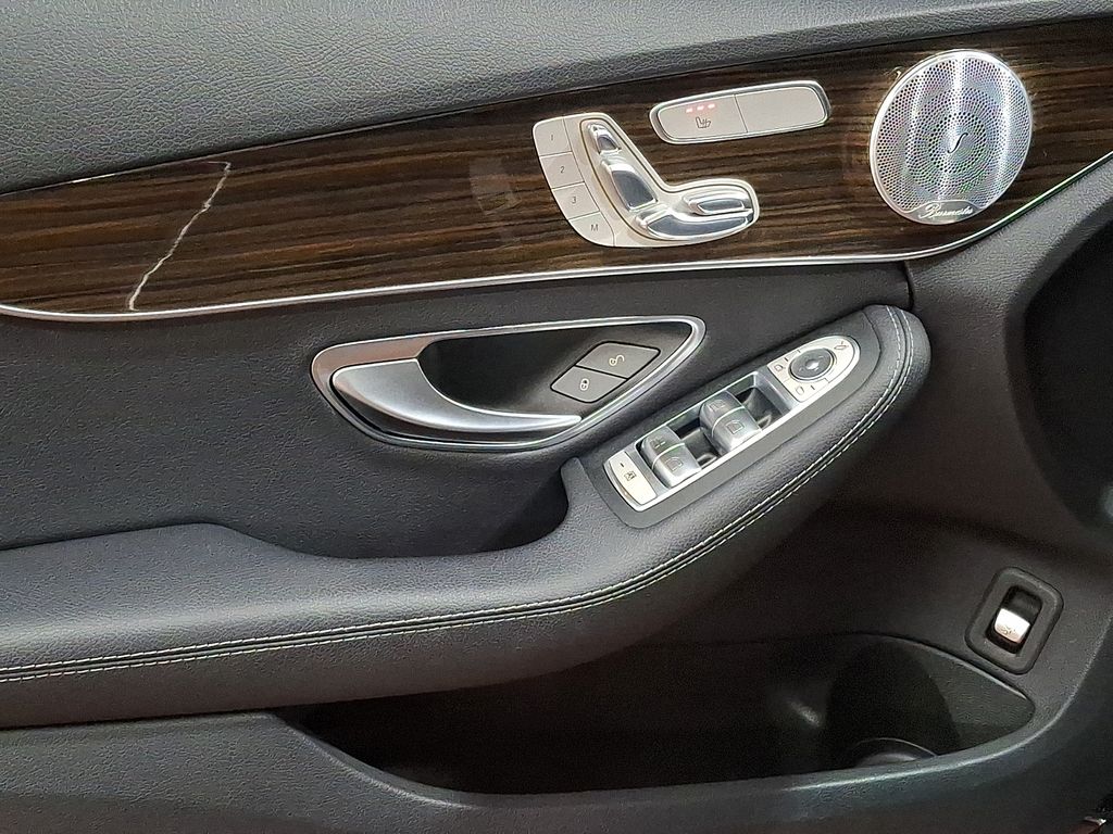 Thumbnail: 2018 Mercedes-Benz C-Class - 9