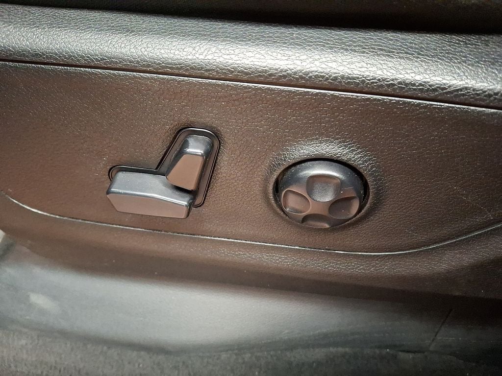 Thumbnail: 2019 RAM 1500 - 10