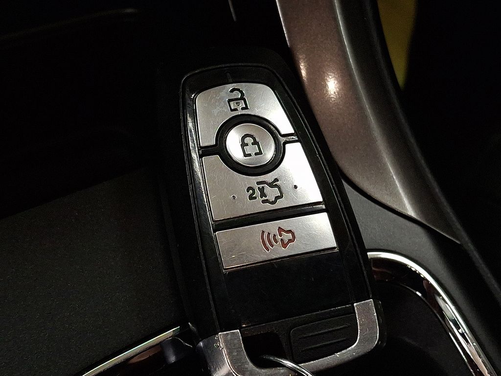 Thumbnail: 2018 Ford Fusion - 25