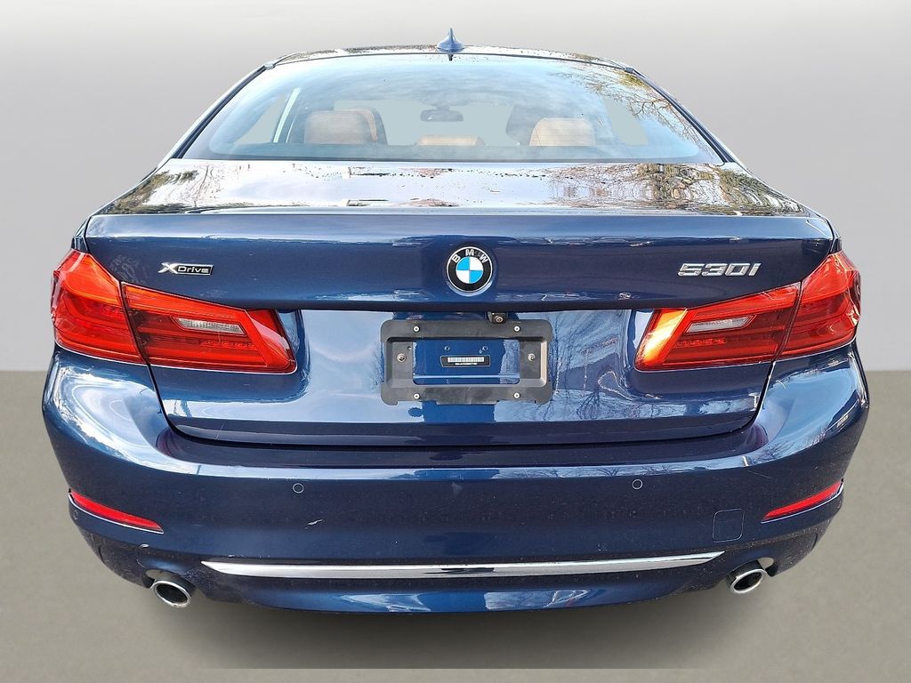 Thumbnail: 2019 BMW 5 Series - 4