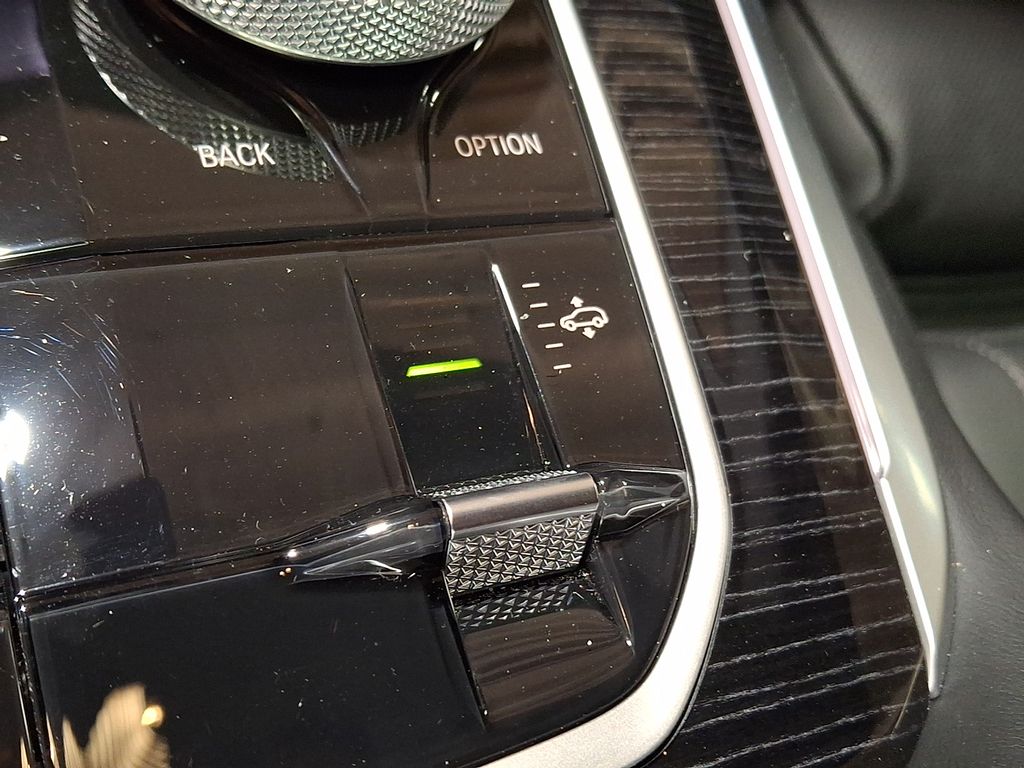 Thumbnail: 2025 BMW X5 - 23