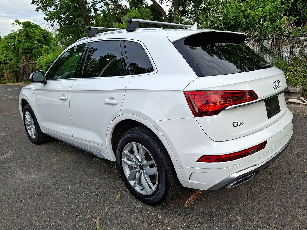 Thumbnail: 2022 Audi Q5 - 6