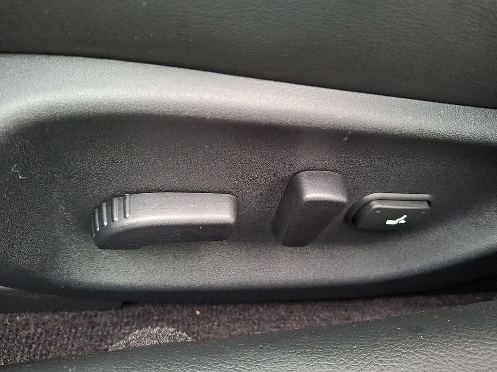 Thumbnail: 2018 INFINITI Q50 - 10