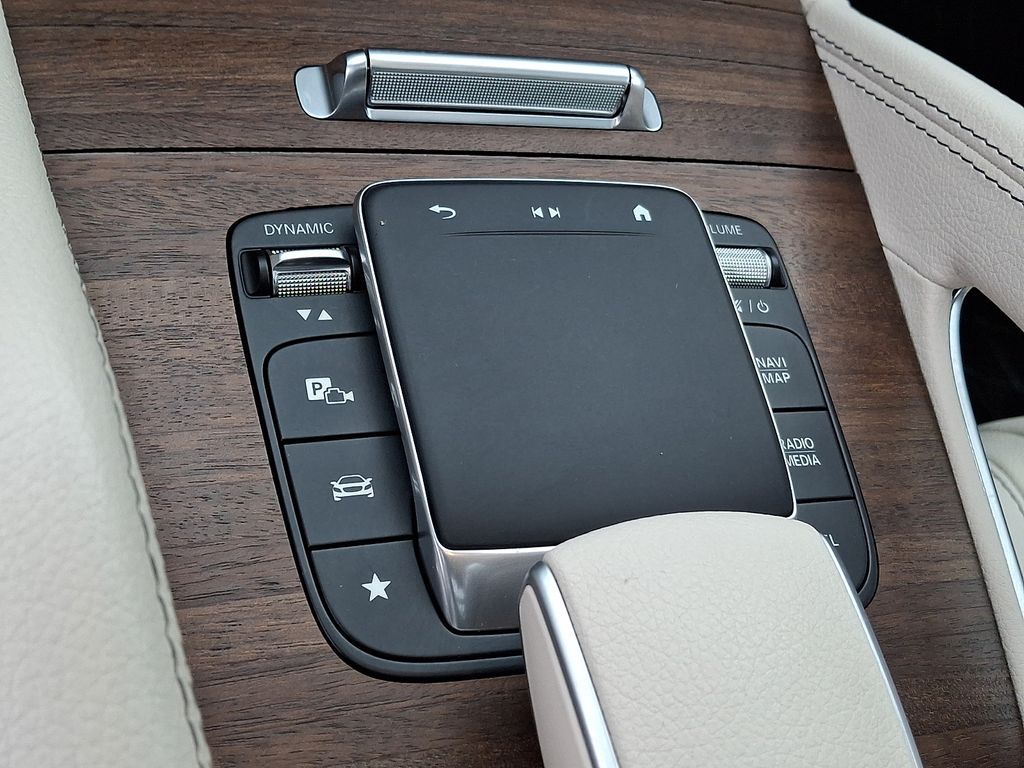 Thumbnail: 2024 Mercedes-Benz GLS - 18