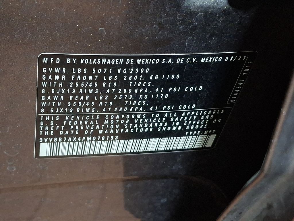 Thumbnail: 2023 Volkswagen Tiguan - 26