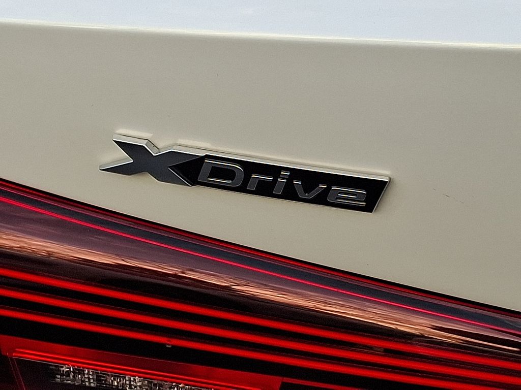 Thumbnail: 2025 BMW 4 Series - 29