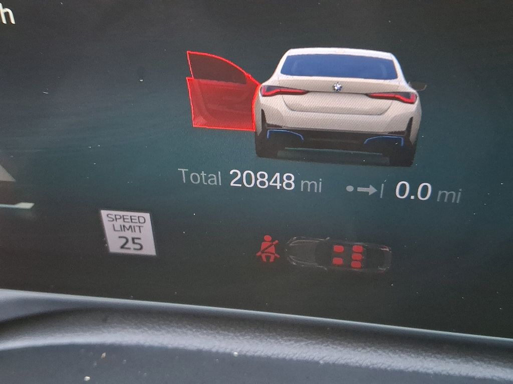 Thumbnail: 2023 BMW i4 - 16