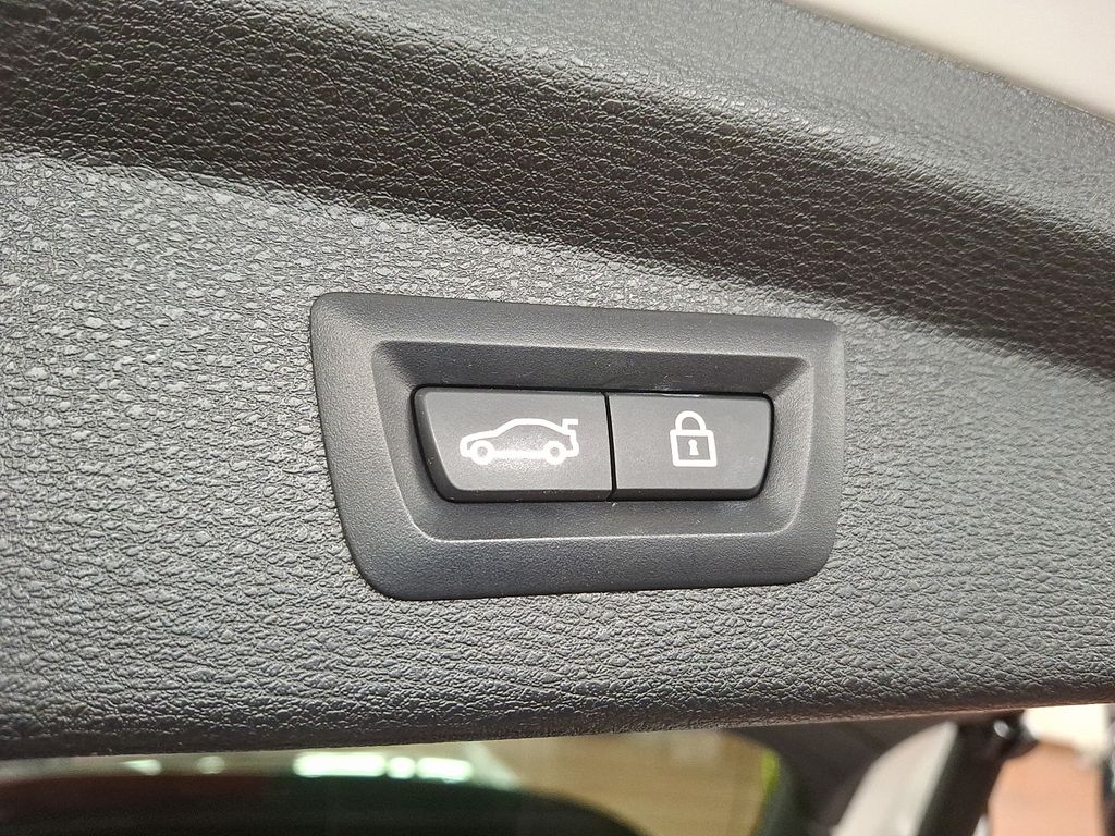 Thumbnail: 2020 BMW X2 - 28