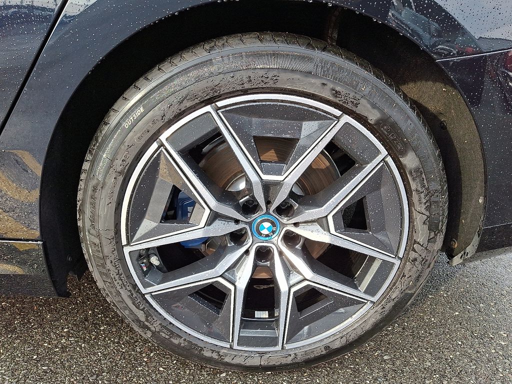 Thumbnail: 2024 BMW i5 - 7