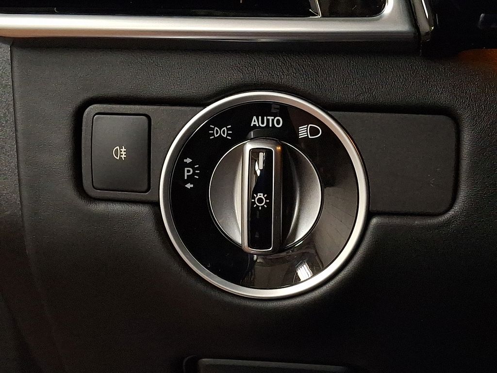 Thumbnail: 2019 Mercedes-Benz GL-Class - 24