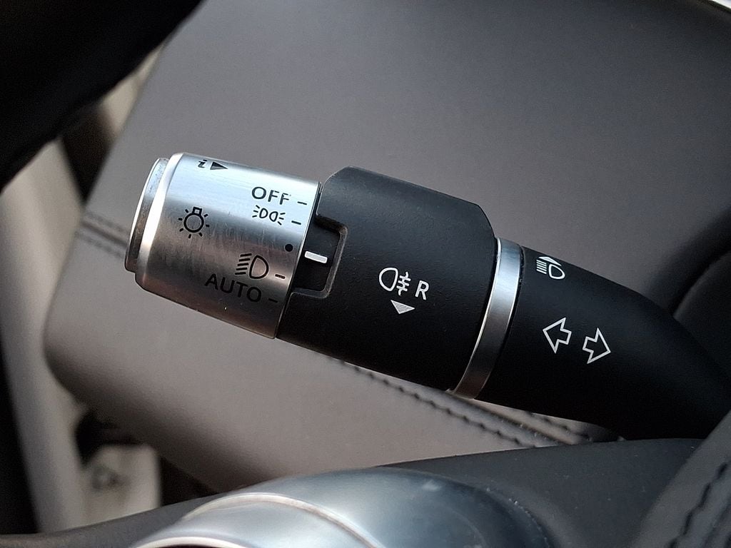 Thumbnail: 2020 Land Rover Range Rover Evoque - 20