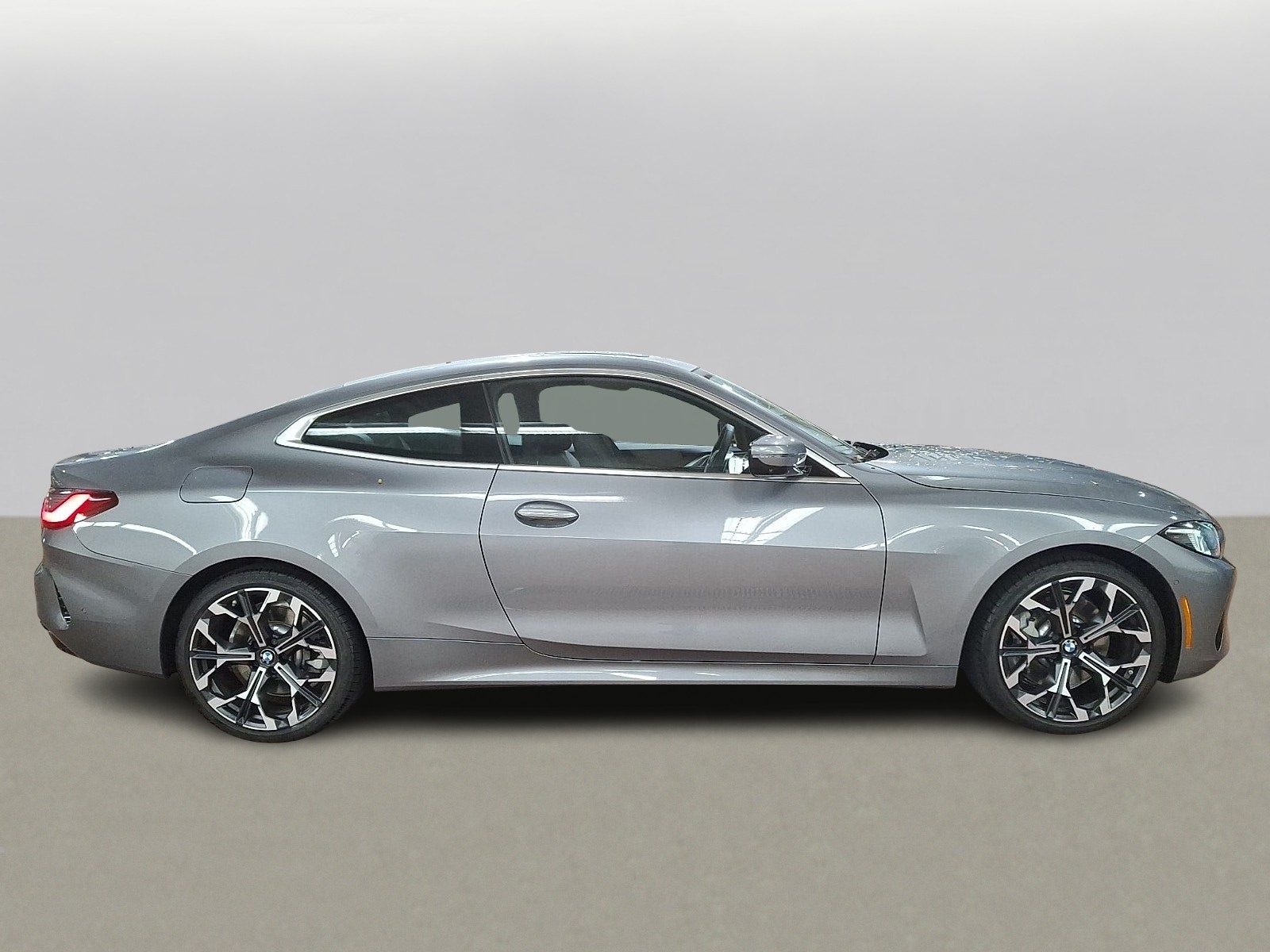 Thumbnail: 2025 BMW 4 Series - 3