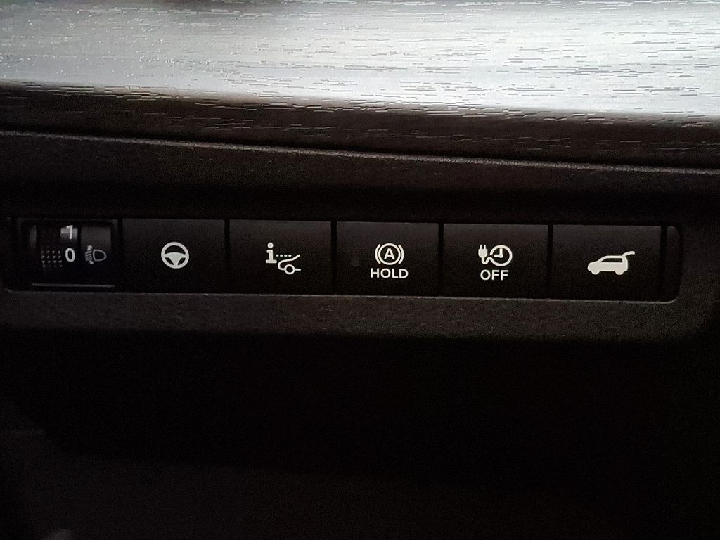 Thumbnail: 2023 Nissan Ariya - 22