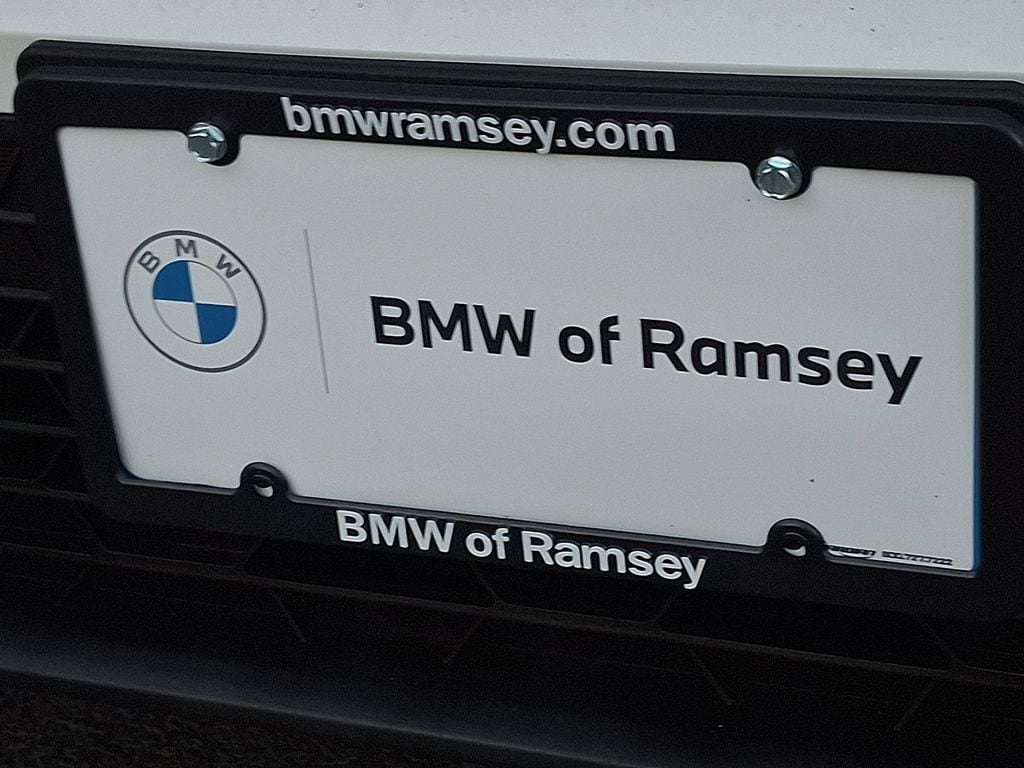 Thumbnail: 2020 Toyota RAV4 - 30