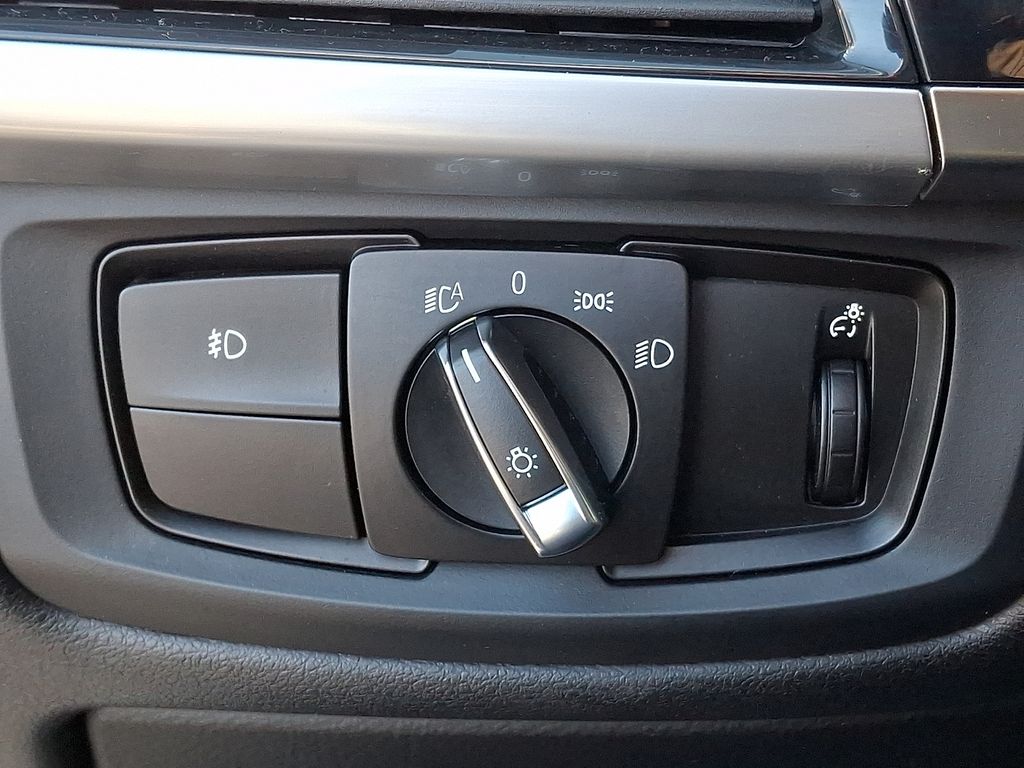 Thumbnail: 2016 BMW X5 - 21