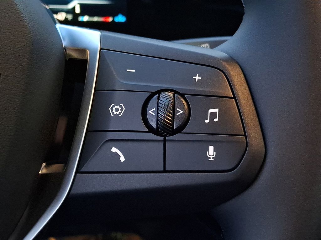 Thumbnail: 2025 BMW 2 Series - 18