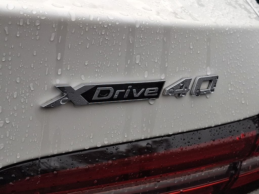 Thumbnail: 2025 BMW i5 - 28