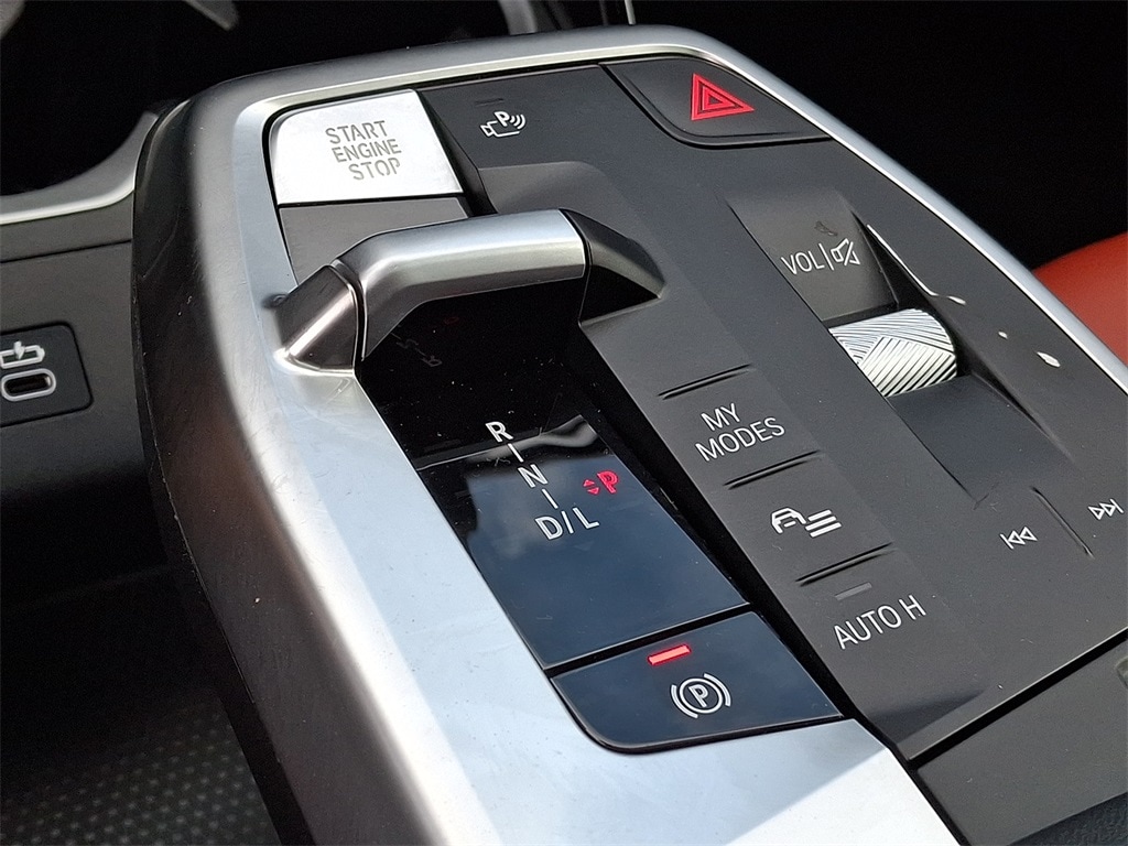 Thumbnail: 2025 BMW X1 - 14