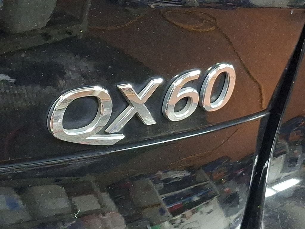 Thumbnail: 2017 INFINITI QX60 - 30