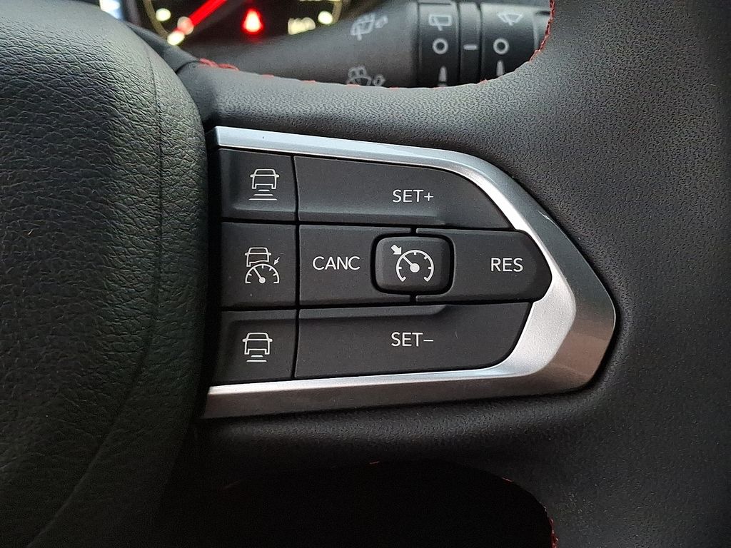 Thumbnail: 2022 Jeep Compass - 15