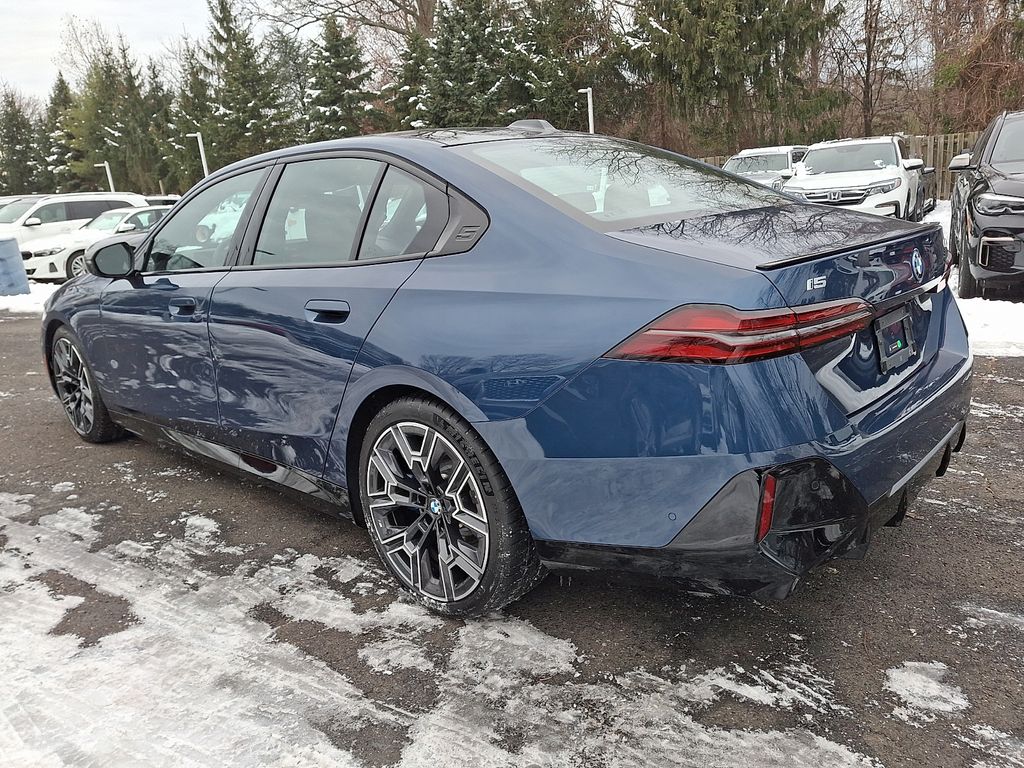 Thumbnail: 2025 BMW i5 - 6