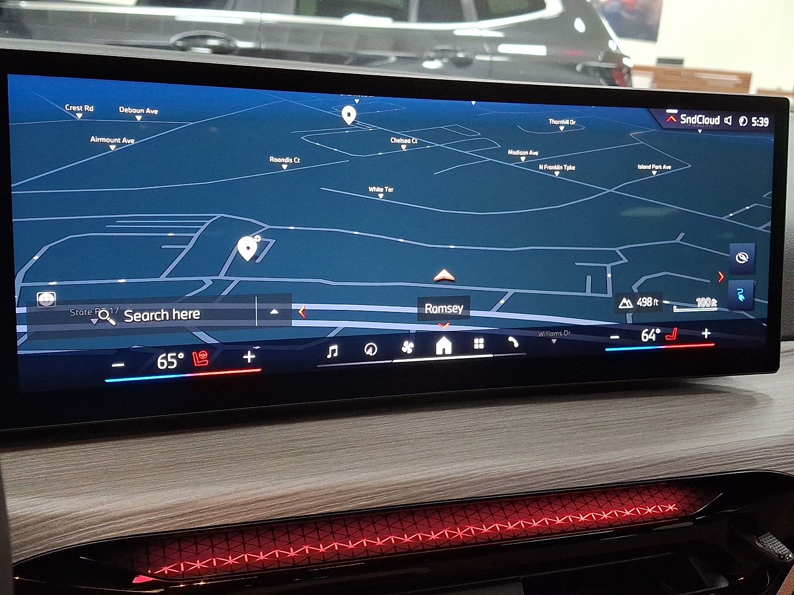 Thumbnail: 2025 BMW i4 - 12