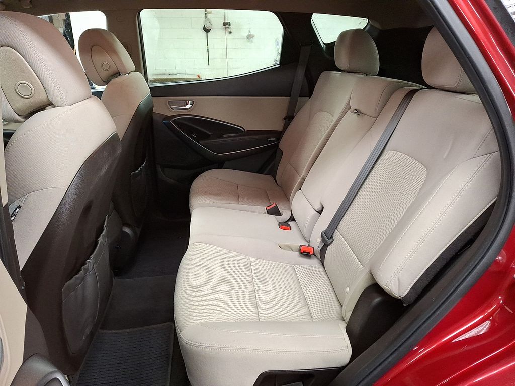 Thumbnail: 2017 Hyundai Santa Fe - 8