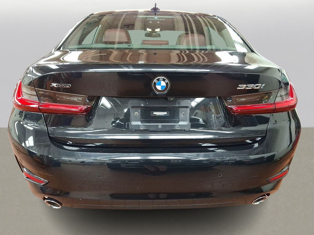 Thumbnail: 2022 BMW 3 Series - 5