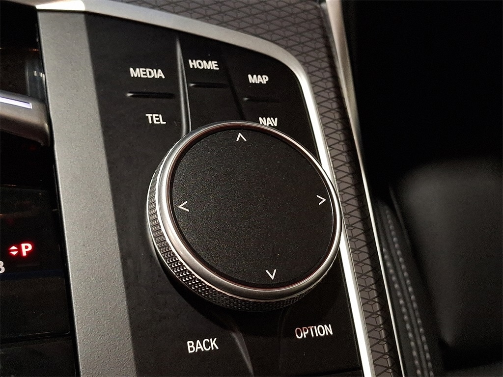 Thumbnail: 2025 BMW i4 - 22