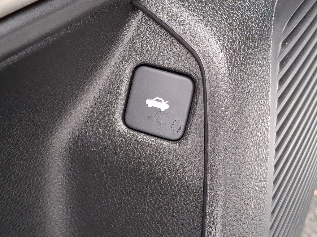 Thumbnail: 2021 Acura TLX - 25